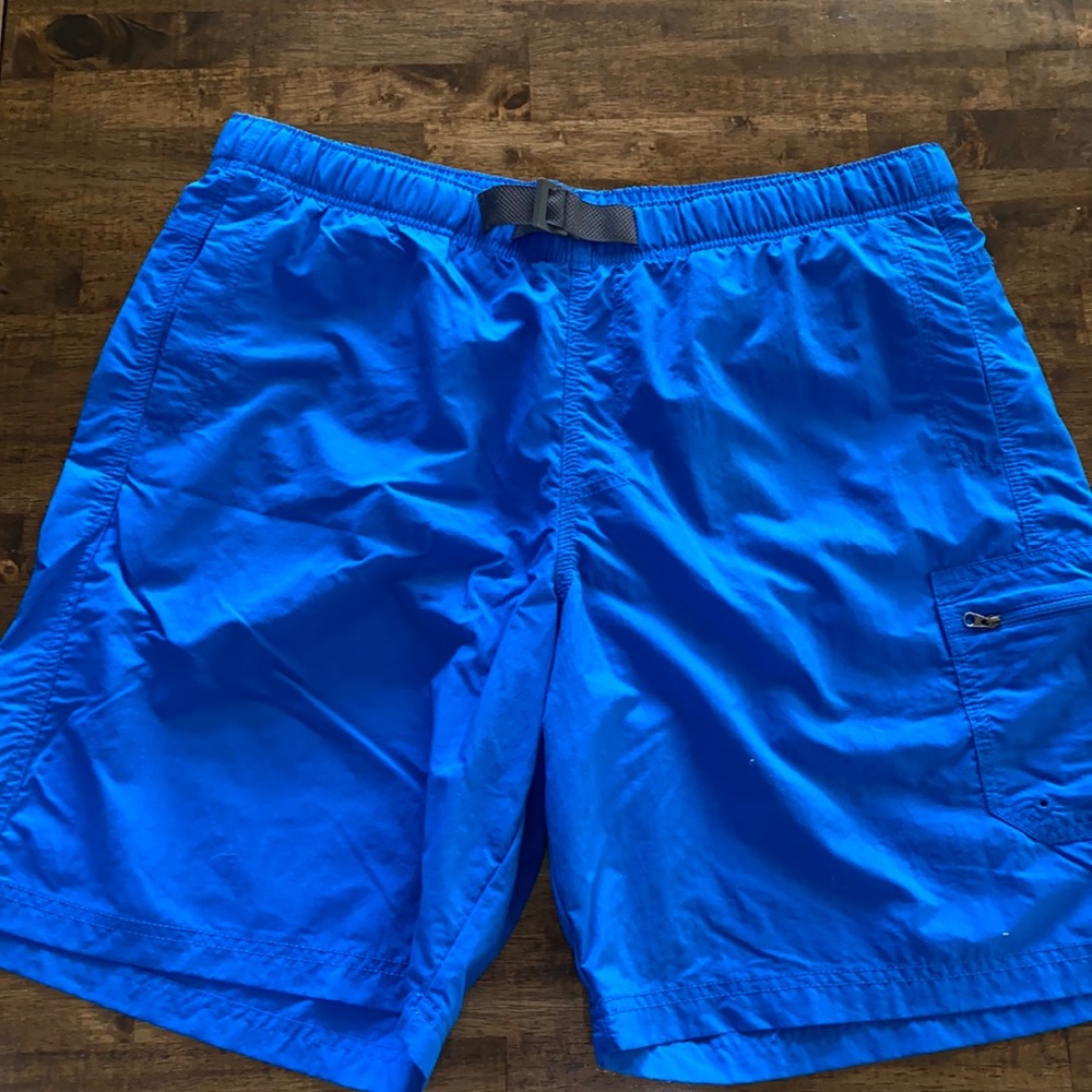 NWOT. Men’s Columbia swim shorts.